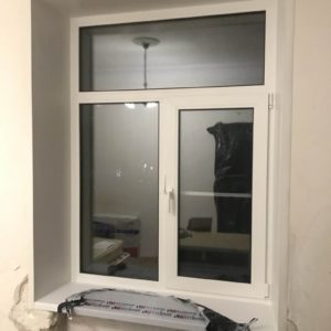 Двухстворчатое огнестойкое окно с фрамугой / серия FRM1064